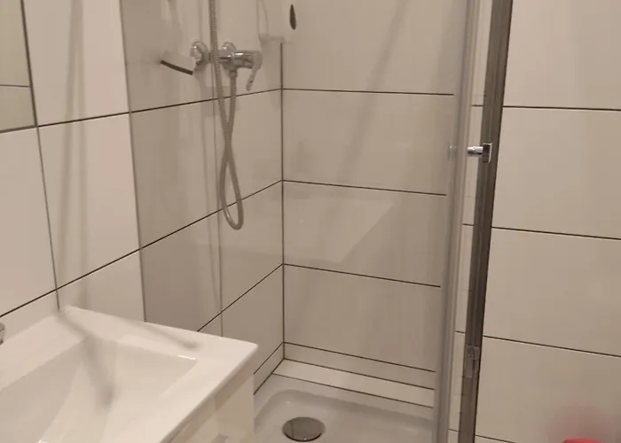 Kawalerka W Centrum Leszna. Апартаменты *